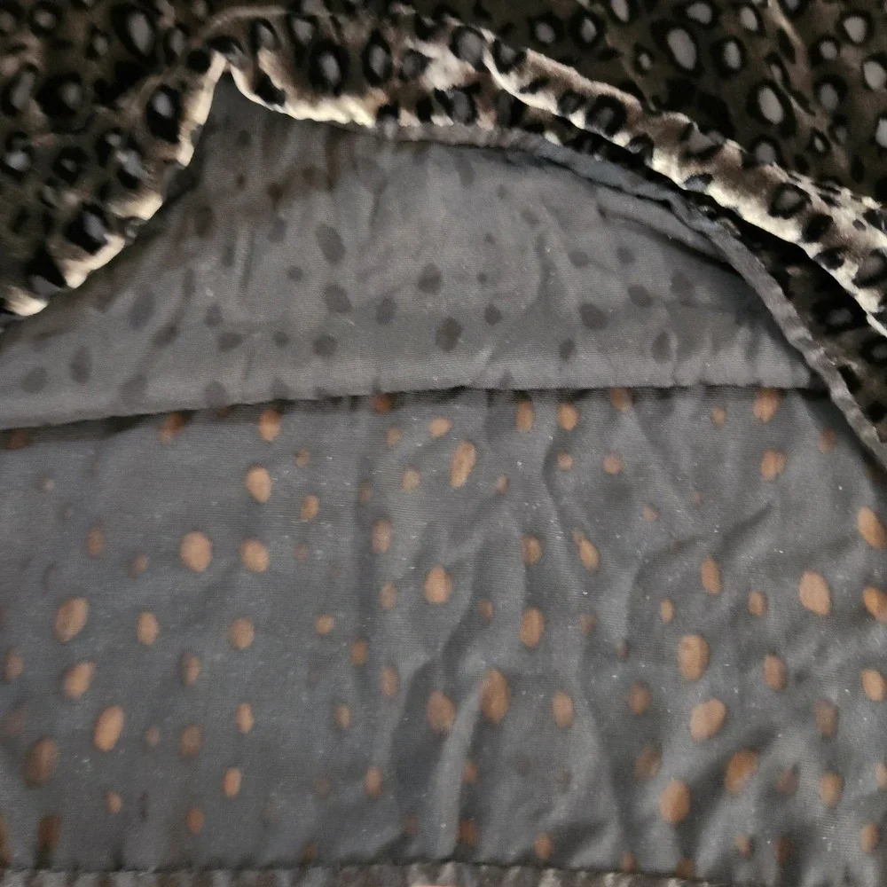 What Goes Around Comes Around Animal Print Velvet Burnout Tunic Large Black Gray